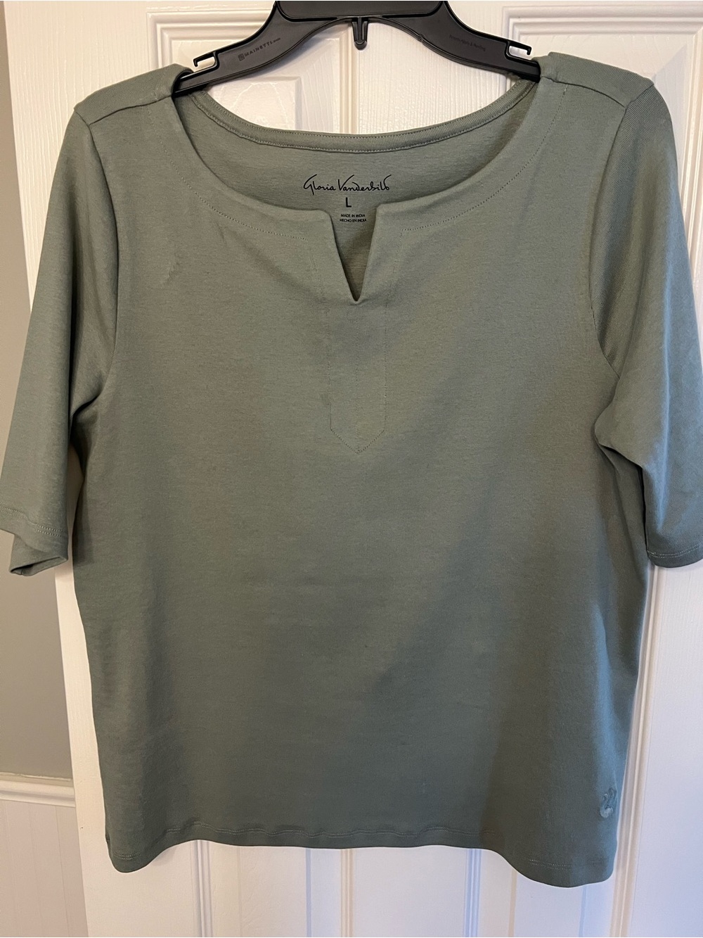 Gloria Vanderbilt Sage Green 3/4 sleeve Split-Neck Top size L